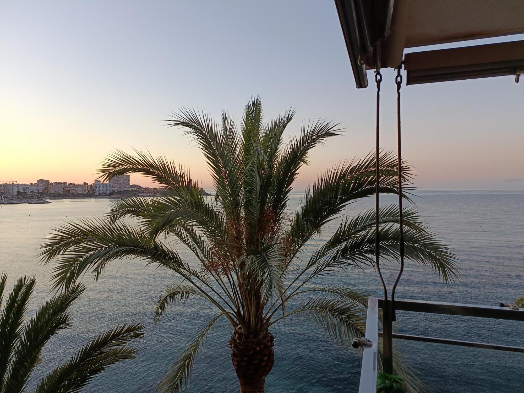 Superb Sea View Apartment Alicante Exteriör bild